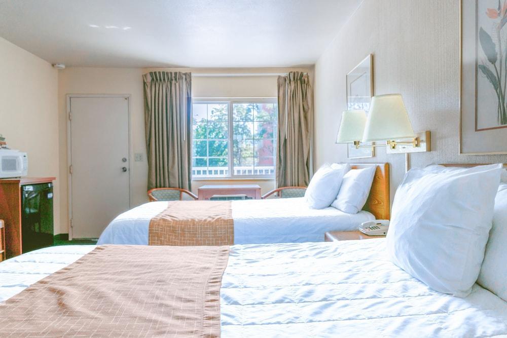 Riverfront Inn 로즈버그 외부 사진