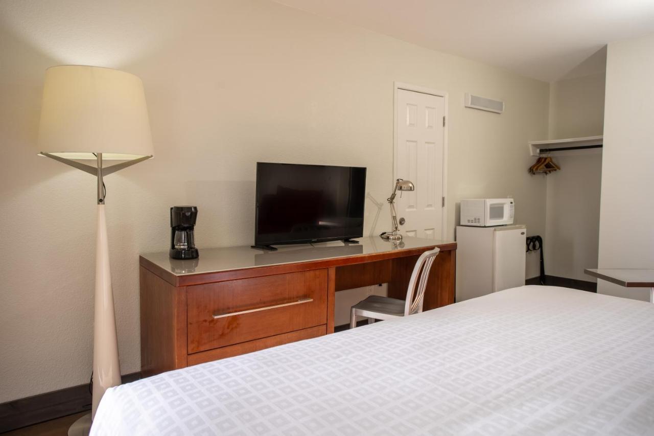 Riverfront Inn 로즈버그 외부 사진