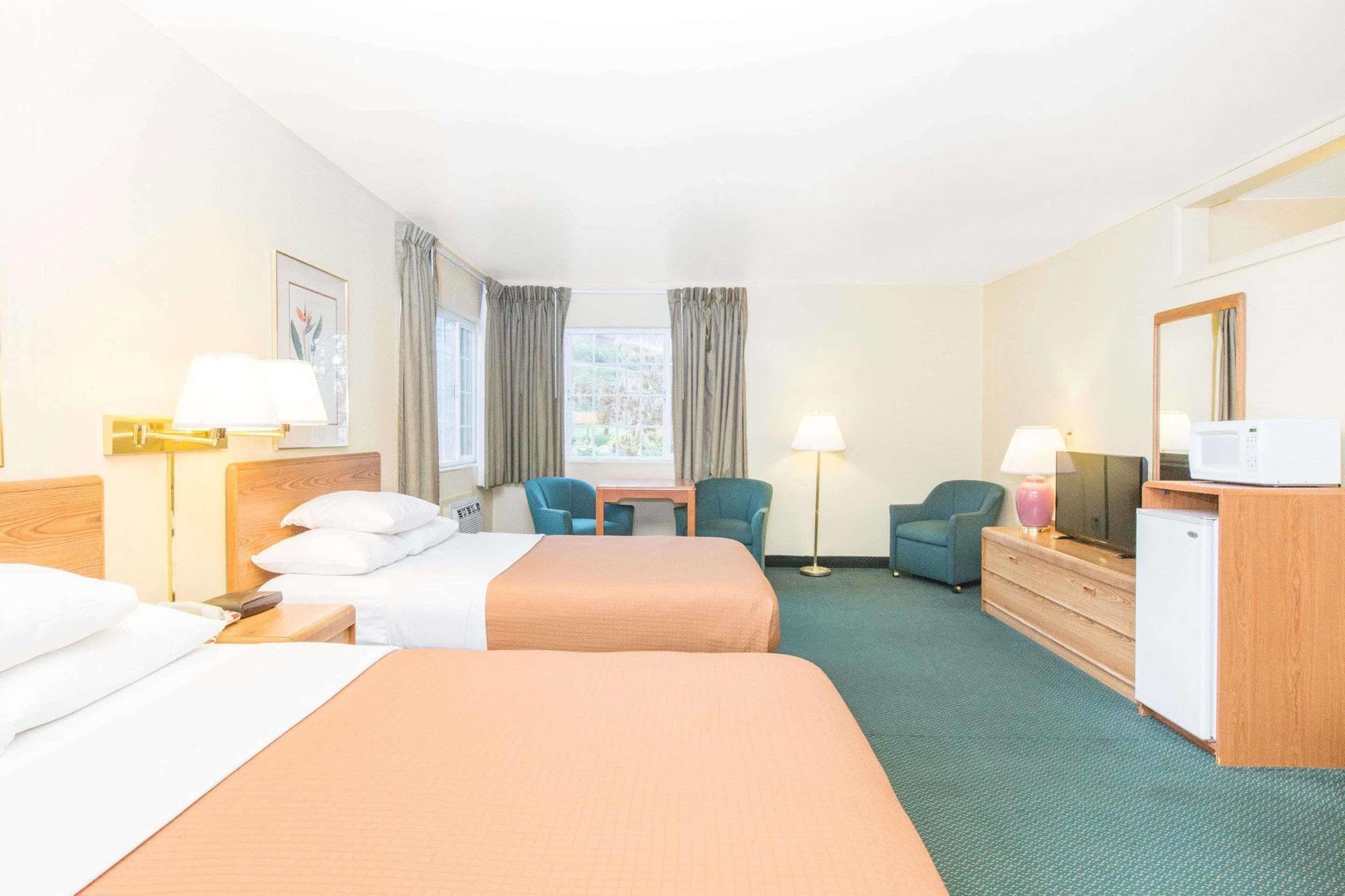 Riverfront Inn 로즈버그 외부 사진