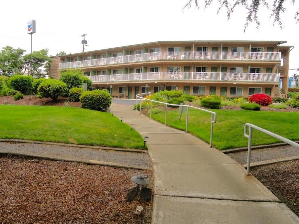 Riverfront Inn 로즈버그 외부 사진