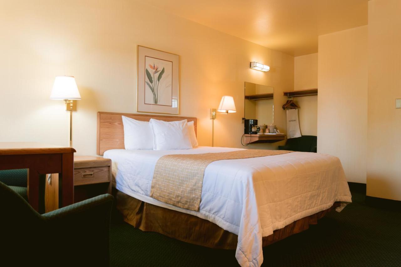 Riverfront Inn 로즈버그 외부 사진