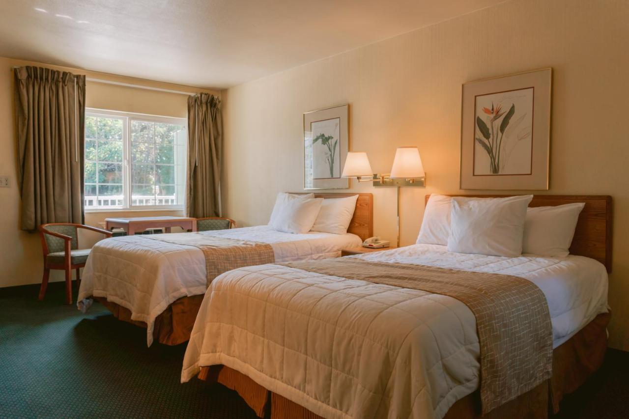 Riverfront Inn 로즈버그 외부 사진